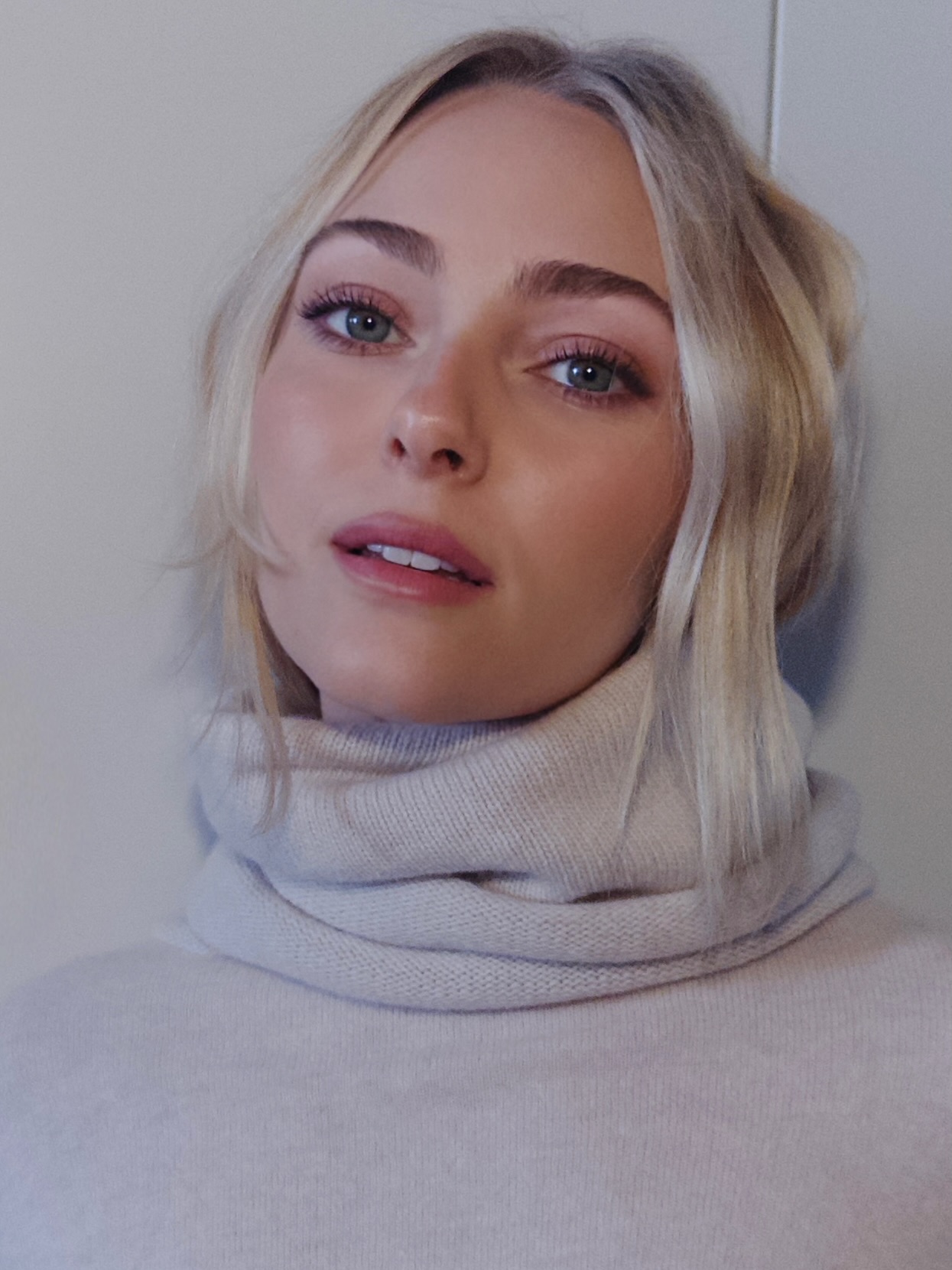 annasophiarobbonline_28529.jpg