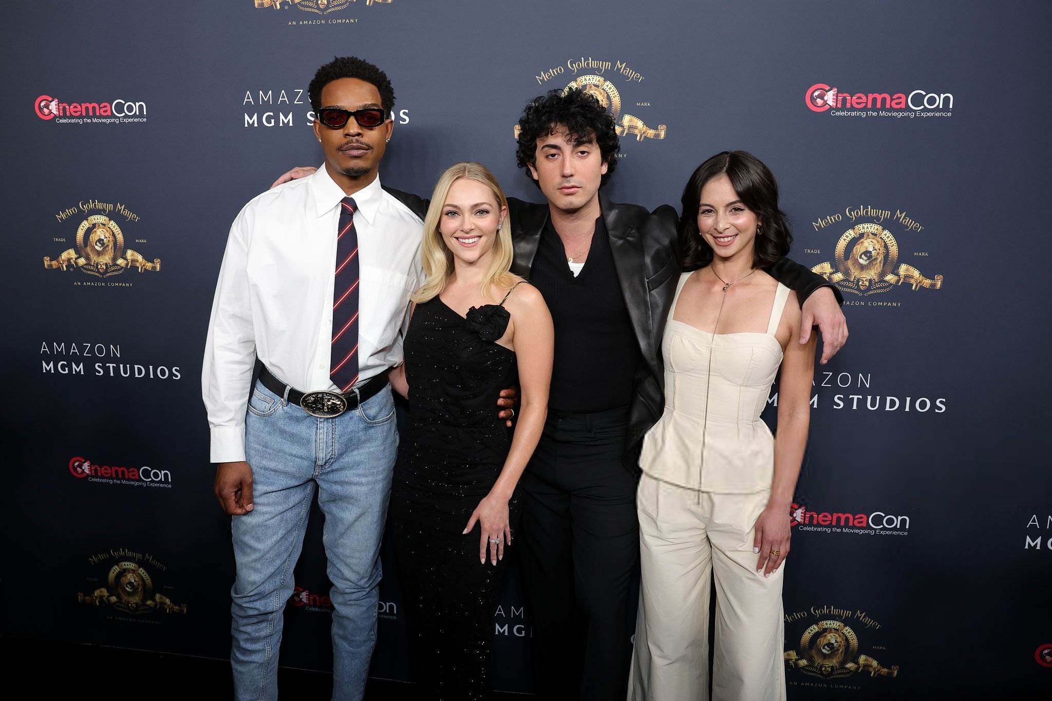 annasophiarobbonline_cinemacon26_284829.jpg