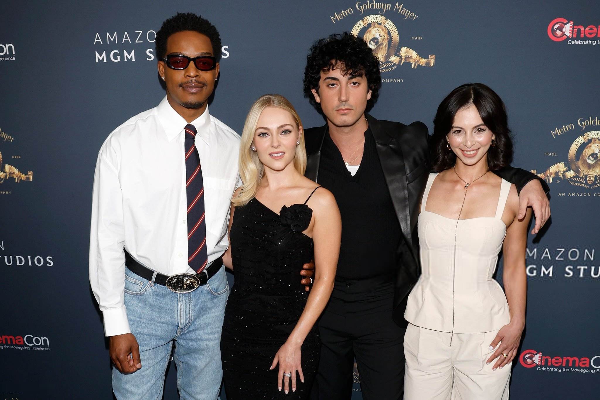 annasophiarobbonline_cinemacon26_285029.jpg