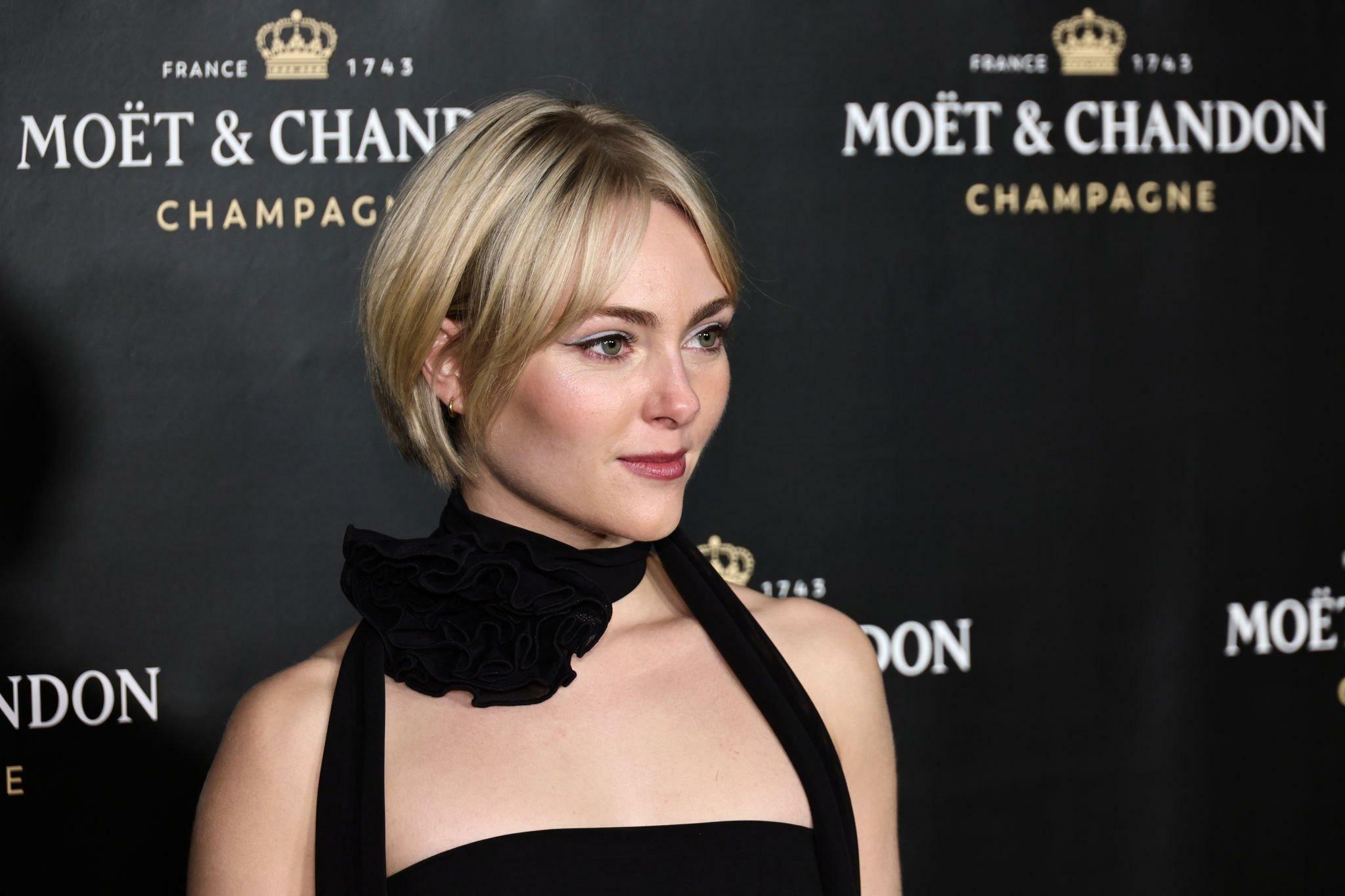 annasophiarobbonline_moetholidayseasoncelebration_281129.jpg annasophiarobbonline_moetholidayseasoncelebration_281129.jpg