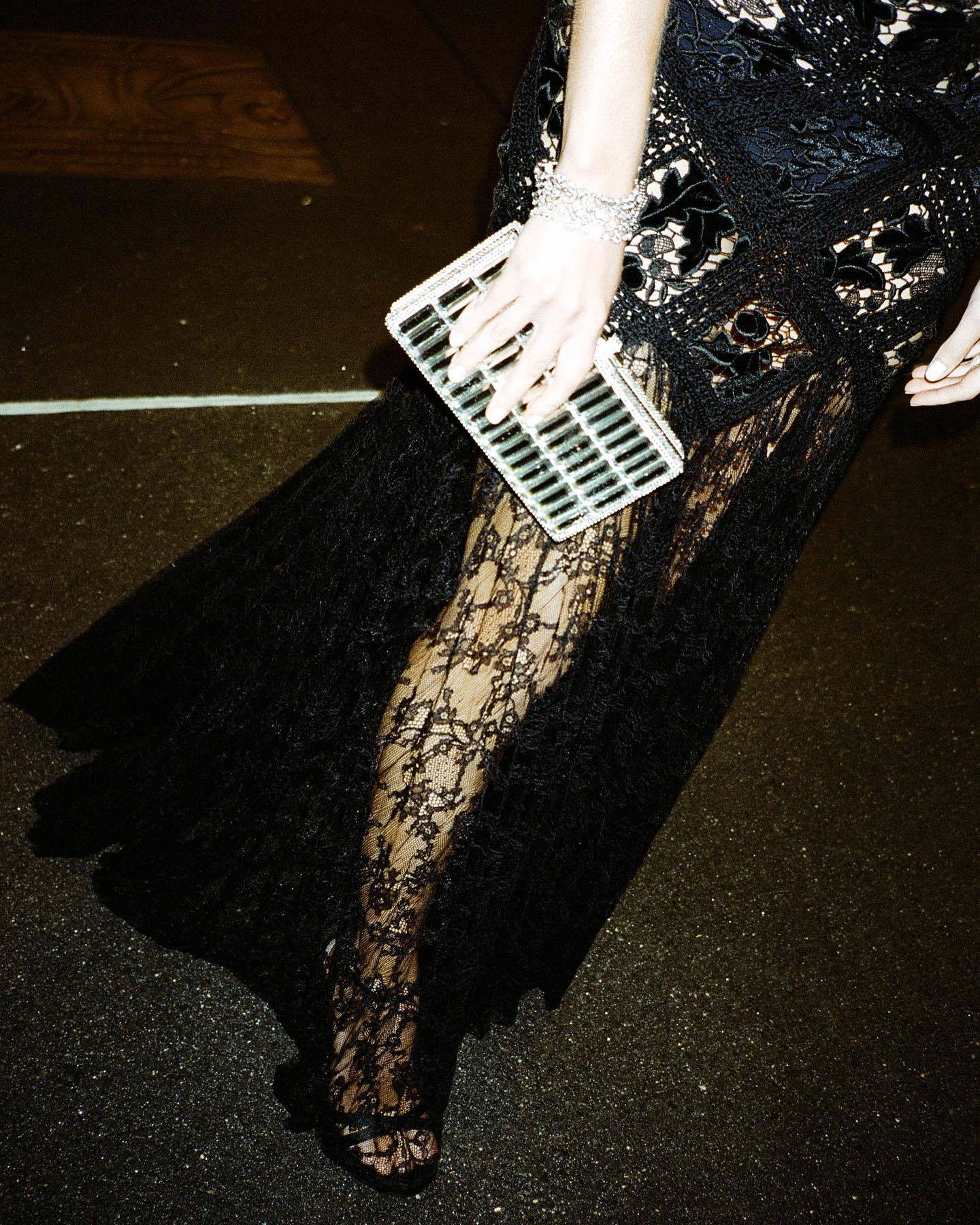 annasophiarobbonline_sarabouwman_281129.jpg