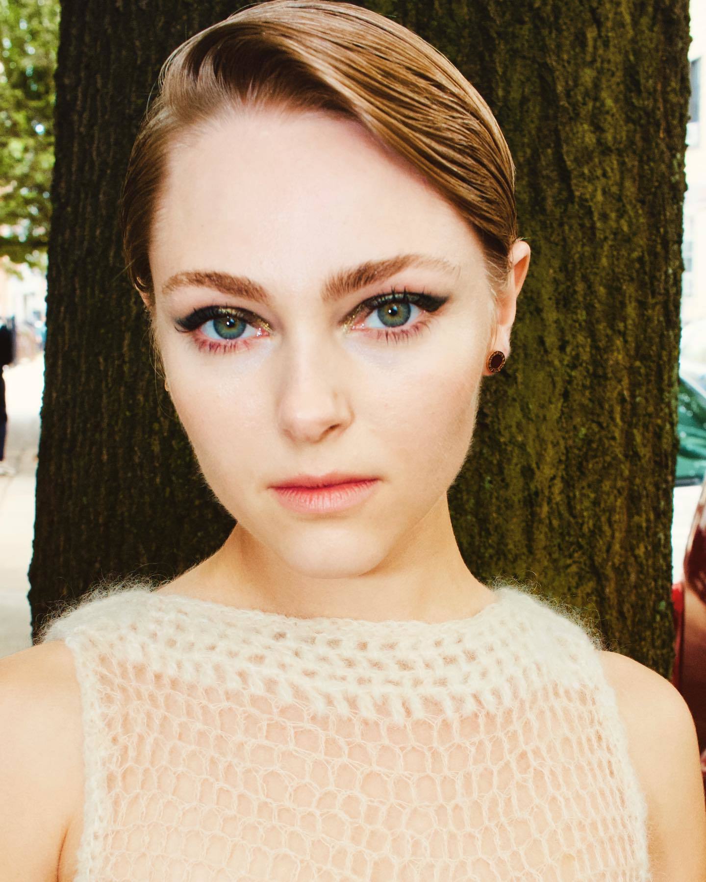 annnasophiarobbonline_baremag_281629.jpg