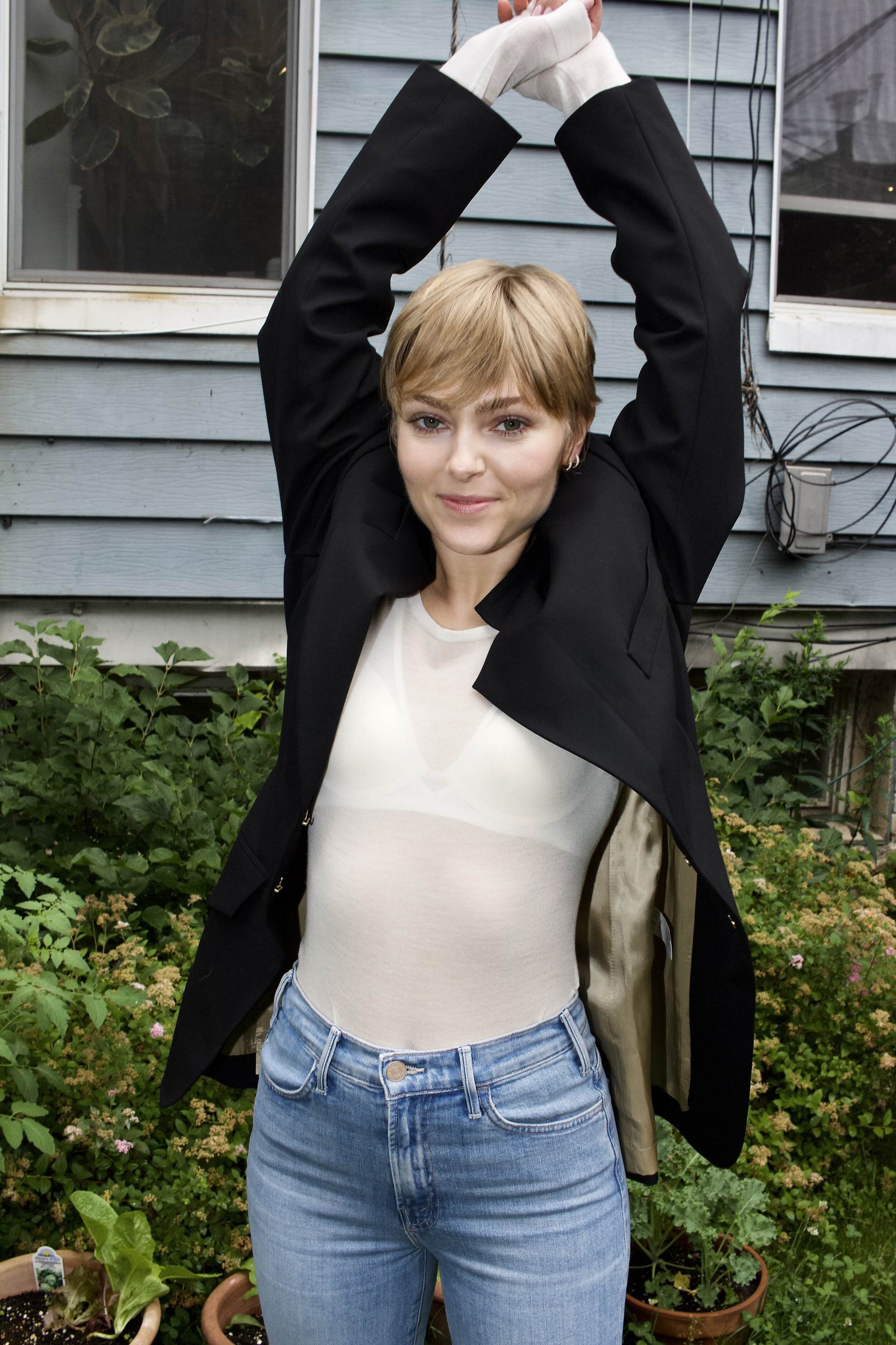 annnasophiarobbonline_baremag_28629.jpg