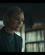 Dr_Death_S01E05_The_and_in_the_Bed_1080p_ASRO_000988.jpg