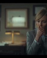 Dr_Death_S01E05_The_and_in_the_Bed_1080p_ASRO_001323.jpg