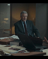 Dr_Death_S01E05_The_and_in_the_Bed_1080p_ASRO_002999.jpg