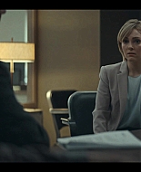 Dr_Death_S01E05_The_and_in_the_Bed_1080p_ASRO_003072.jpg