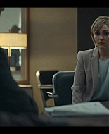 Dr_Death_S01E05_The_and_in_the_Bed_1080p_ASRO_003075.jpg