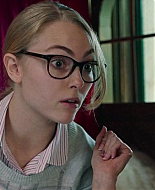 Freak_Show_2017_1080p_003715.jpg