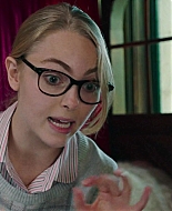 Freak_Show_2017_1080p_003721.jpg