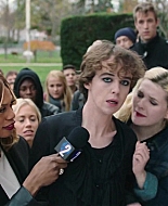 Freak_Show_2017_1080p_008129.jpg