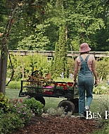 Grosse_Pointe_Garden_Society_S01E01_1080p_ASRO_000145.jpg
