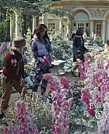 Grosse_Pointe_Garden_Society_S01E08_1080p_ASRO_000428.jpg
