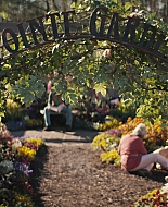 Grosse_Pointe_Garden_Society_S01E09_1080p_ASRO_000597.jpg