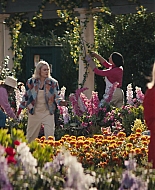 Grosse_Pointe_Garden_Society_S01E09_1080p_ASRO_000639.jpg