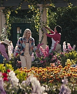 Grosse_Pointe_Garden_Society_S01E09_1080p_ASRO_000640.jpg