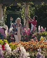 Grosse_Pointe_Garden_Society_S01E09_1080p_ASRO_000641.jpg