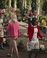 Grosse_Pointe_Garden_Society_S01E09_1080p_ASRO_005445.jpg