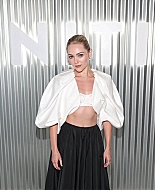 annasophiarobbonline_281229.jpg