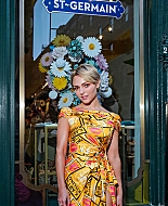 annasophiarobbonline_germainpopuplaunch_281329.jpg