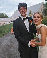 annasophiarobbonline_weddingvogue22_281129.jpg
