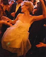 annasophiarobbonline_weddingvogue22_283529.jpg